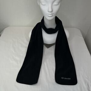 Columbia Sportswear Black Fleece Scarf. Winter, outdoor, warmer, cozy.